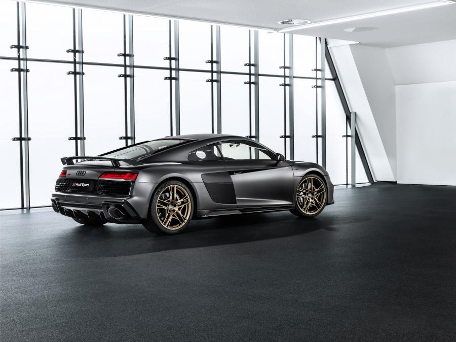  Audi R8 V10 Decennium 2019 года  (WW) (фото 3 из 15)